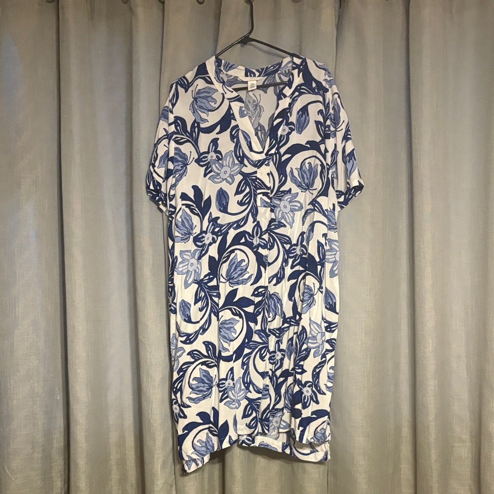 H&M Blue and White Patterned Dress